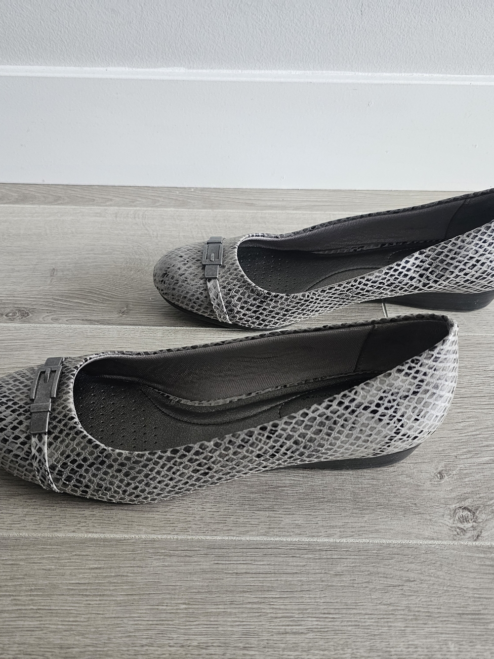 Life Stride Grey Snake-Print Ballet Flats with Bow Accent